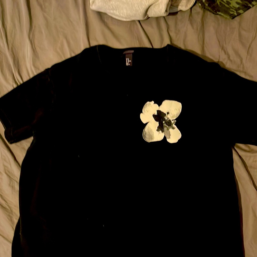 Black and white flower shirt from h&m